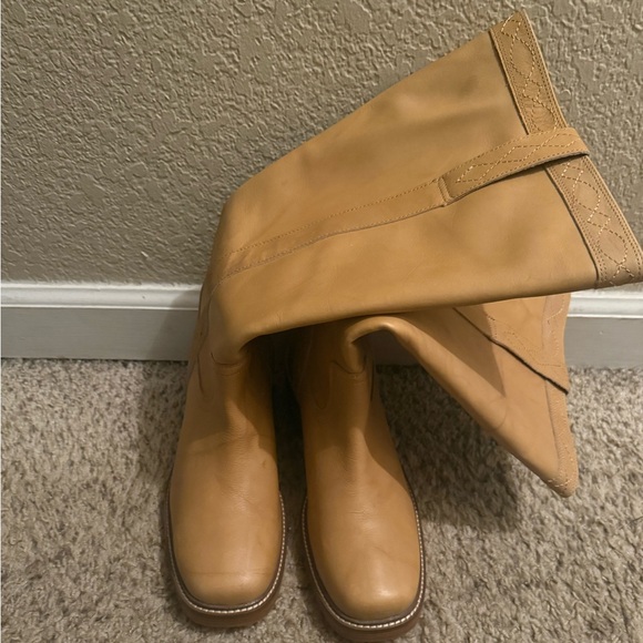 Frye boots - Picture 9 of 11